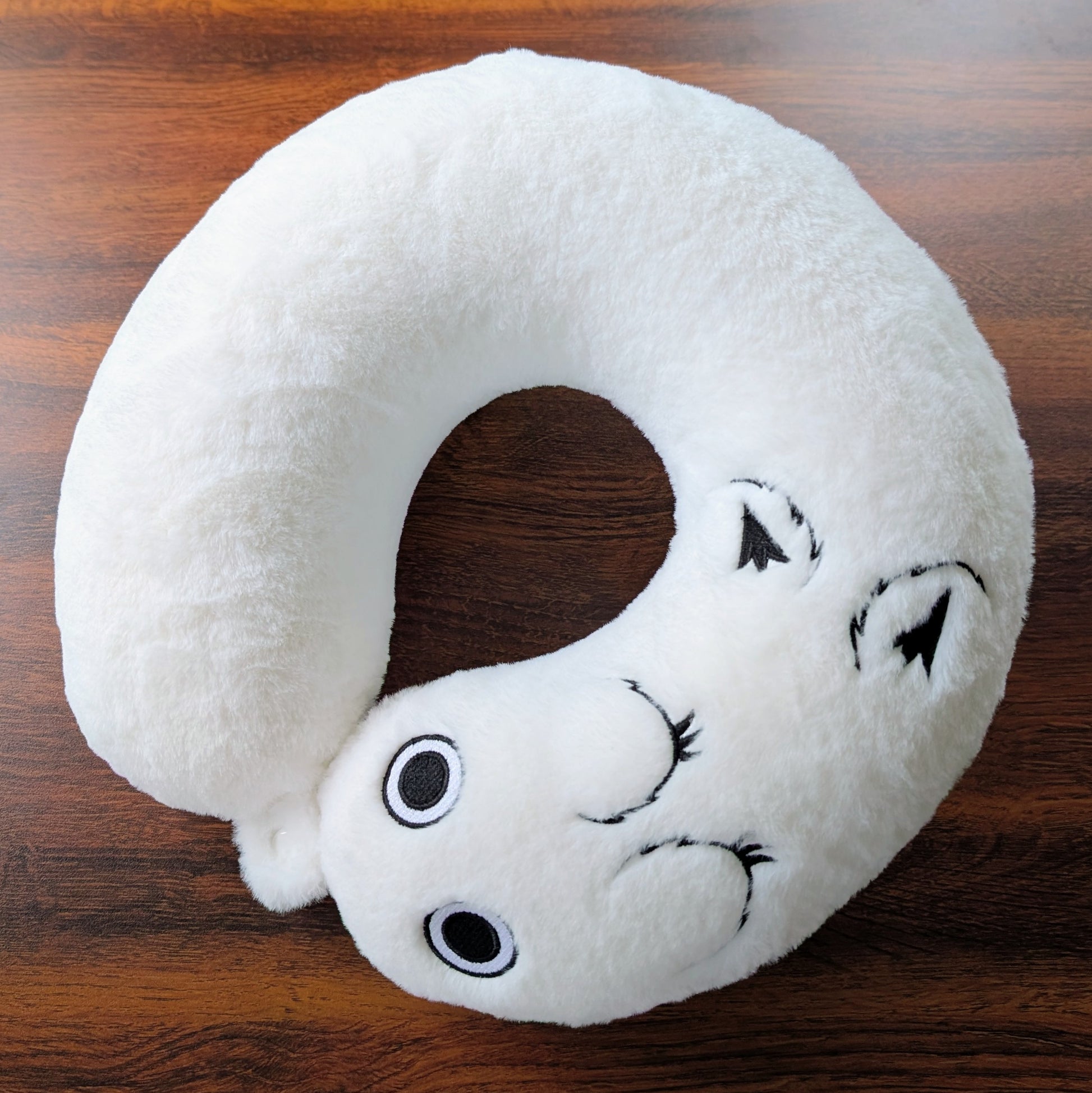 Full view of the Brushbuddy Neck Pillow